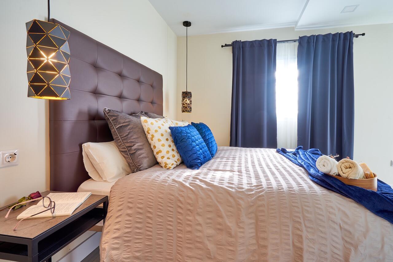 La Macarena Airport Apartment มาลากา ภายนอก รูปภาพ