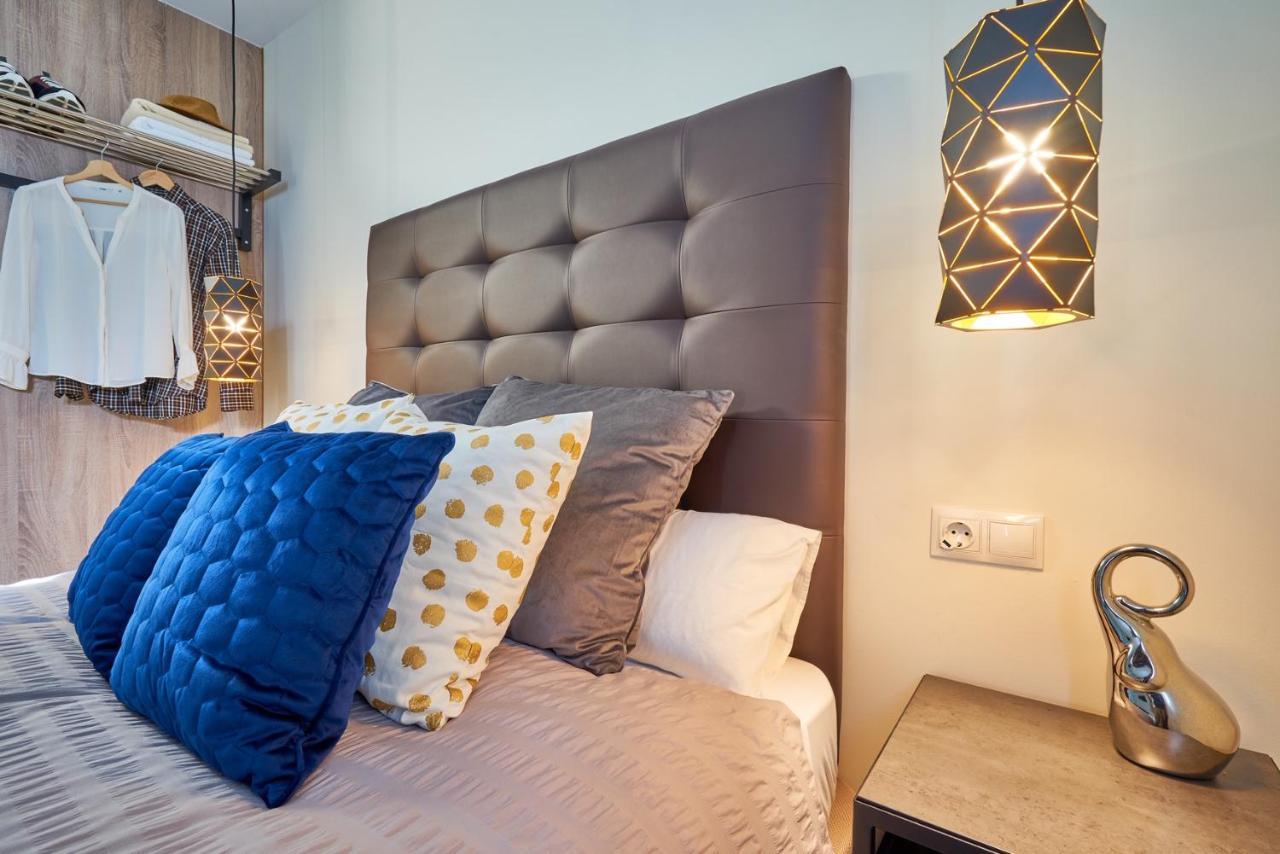 La Macarena Airport Apartment มาลากา ภายนอก รูปภาพ