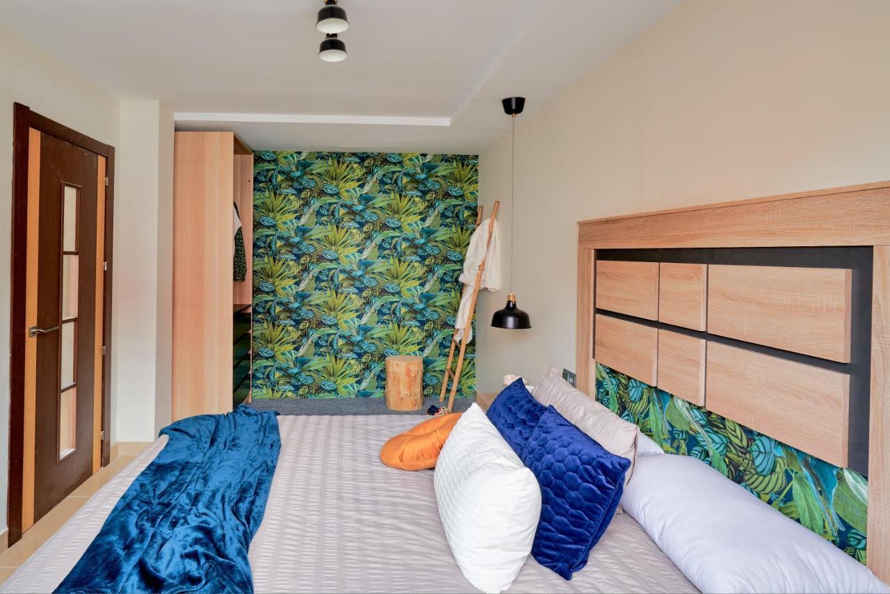 La Macarena Airport Apartment มาลากา ภายนอก รูปภาพ