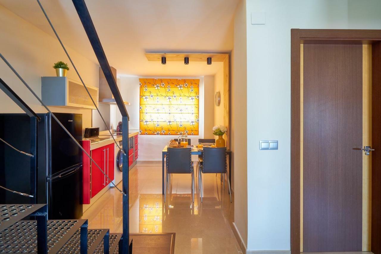 La Macarena Airport Apartment มาลากา ภายนอก รูปภาพ