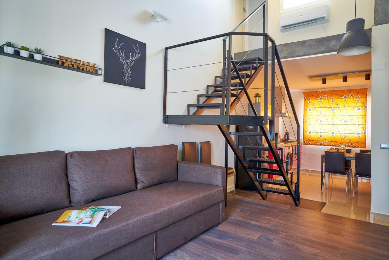 La Macarena Airport Apartment มาลากา ภายนอก รูปภาพ